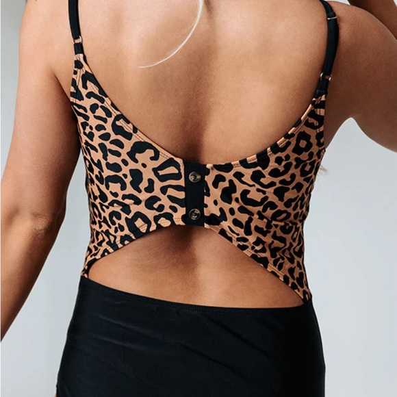 Coral Reef Swim Suit lot. 4 pieces size small. Leopard, black, reversible bottom - Picture 8 of 11